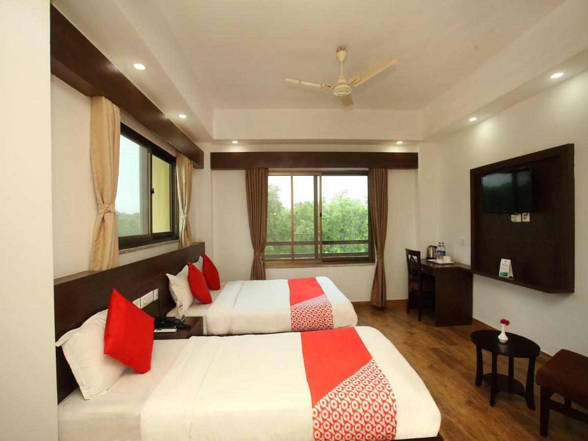 Oyo 525 Hotel Aloka Inn Румминдей Экстерьер фото